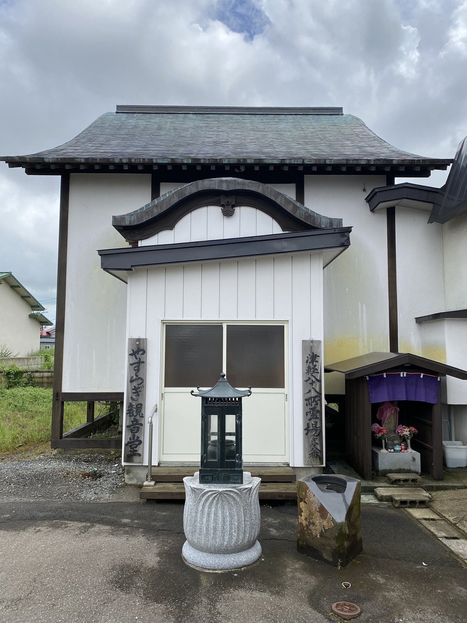 本堂外観